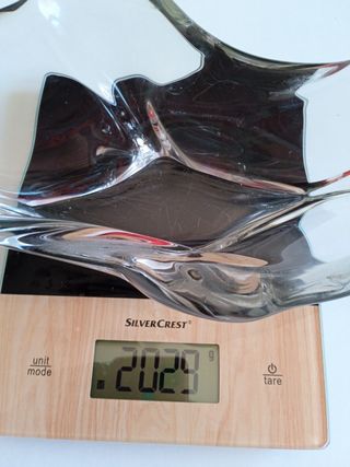 Centro de mesa cristal y racimo uvas alabastro