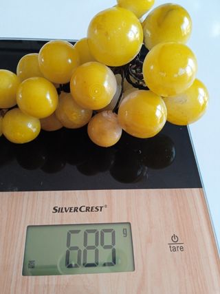 Centro de mesa cristal y racimo uvas alabastro