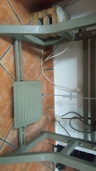 máquina de coser hacer bajos