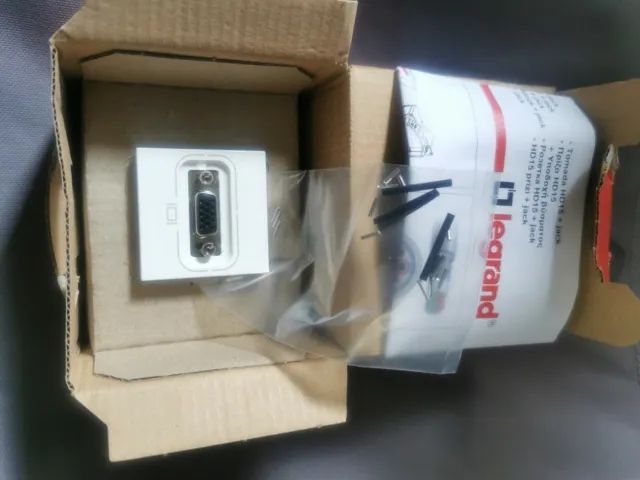 Toma VGA Legrand Mosaic