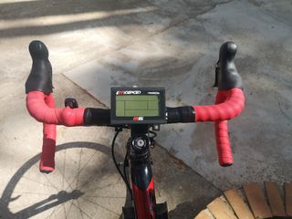 Bicicleta de carbono Giant TCR Compact road design