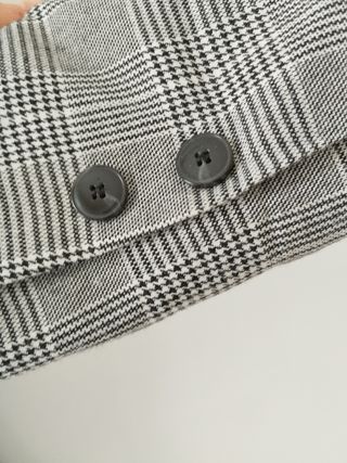 Americana gris raya pata de gallo