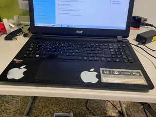 Acer Aspire ES 15 ES1-523-87ZV Windows10