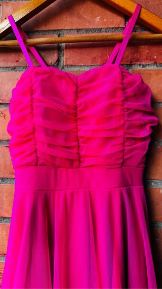 Vestido de fiesta rosa