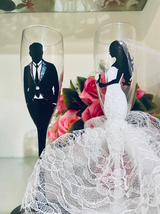 Copas de boda. Vestidos de novia