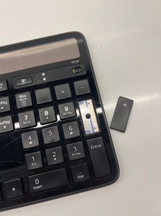 Teclado Logitech k750 solar