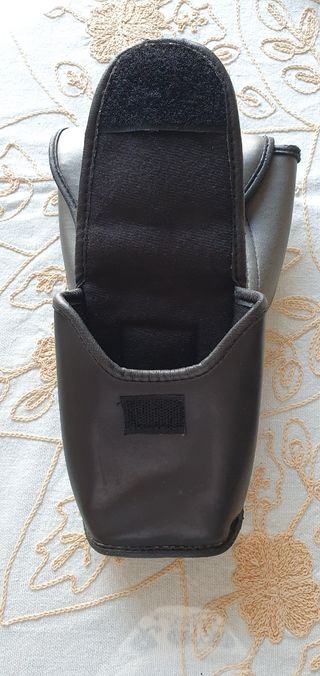 Funda para prismáticos marca Nikon