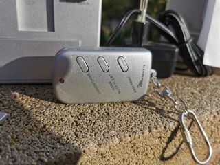 Mini alarma autonoma 