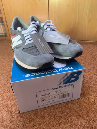 NEW BALANCE M990VS1