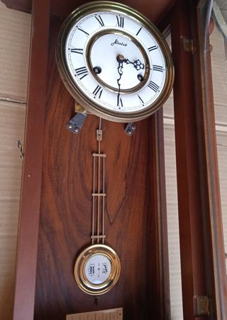 Antiguo Reloj De Pared