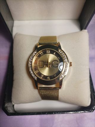 Reloj D & G color oro