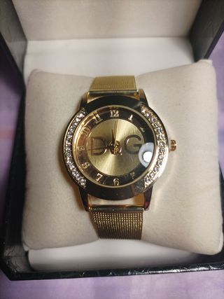 Reloj D & G color oro