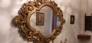 Espejo dorado recibidor