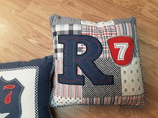 Pareja cojines Room Seven colección chico.