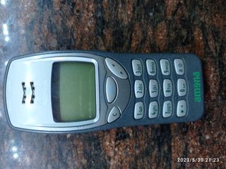 NOKIA 3210 ( 25 años )