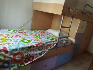 Dormitorio. Cama tren litera