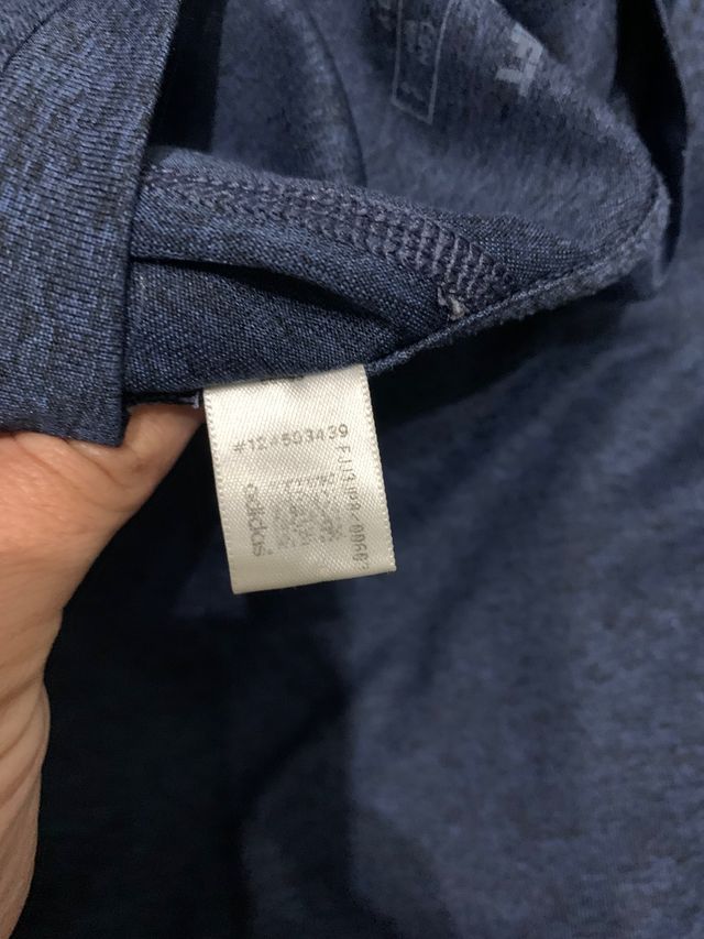 Camiseta Adidas azul marino