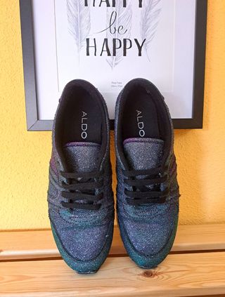 🛸 Zapatillas "Cosmos" de Aldo 🛸