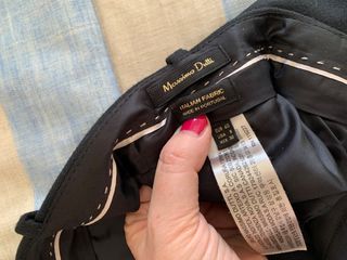 Pantalón negro, Massimo Dutti, talla 40.