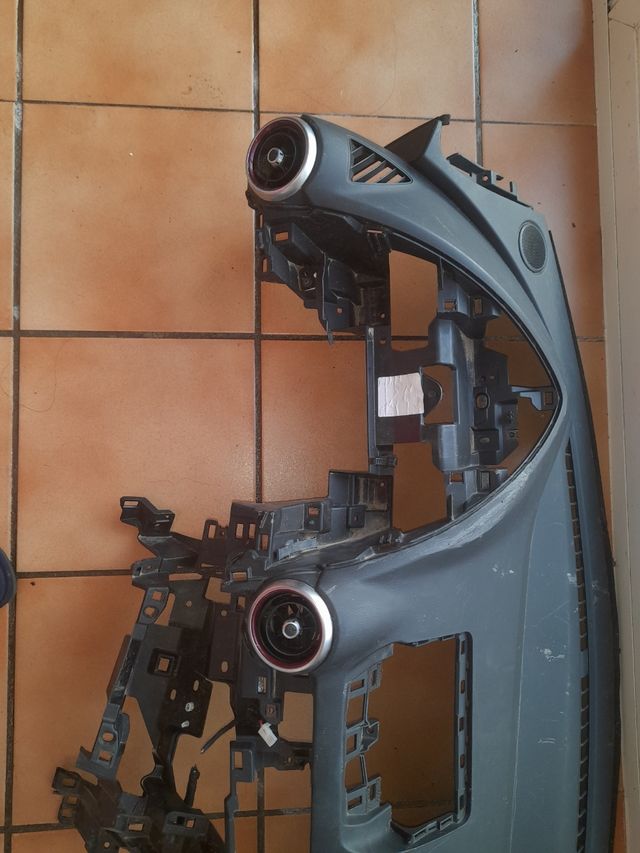 salpicadero mazda cx3