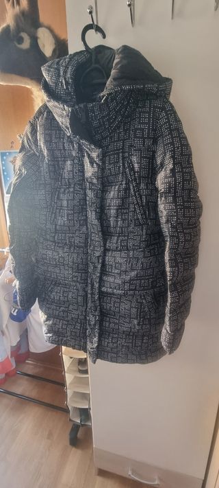 Plumifero  Adolfo Domínguez s(180€)