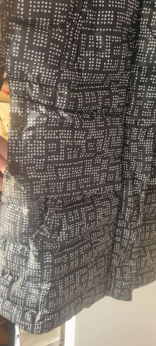 Plumifero  Adolfo Domínguez s(180€)