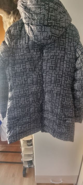 Plumifero  Adolfo Domínguez s(180€)