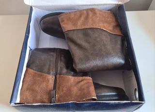 BOTAS ALTAS TONOS MARRON.