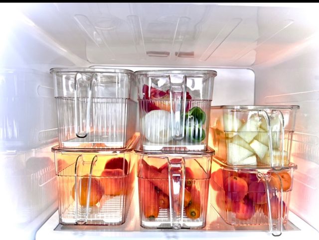 1 organizer grande 2€ 1 piccolo 1,2