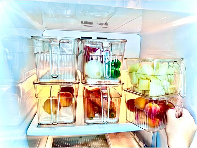 1 organizer grande 2€ 1 piccolo 1,2