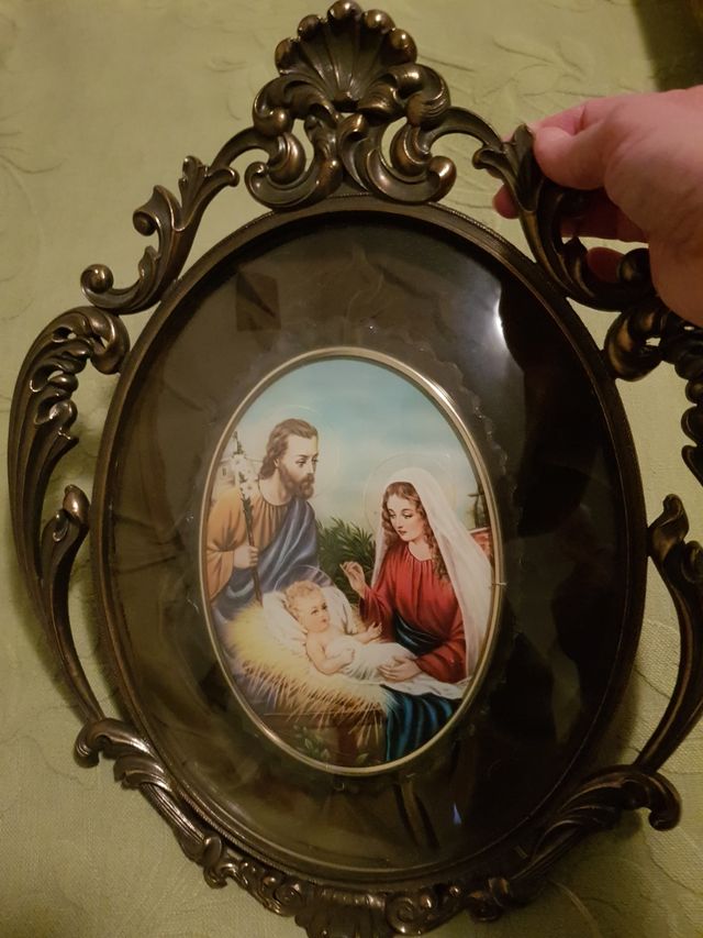 Lampada notturna con Sacra Famiglia.