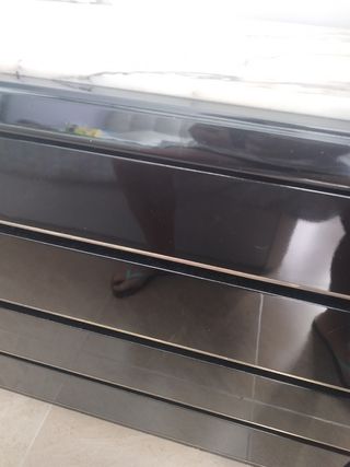 Impresionante cajonera+mesitas