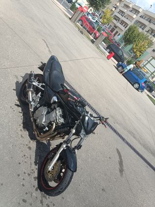 Suzuki bandit del 2003 de 600 cc