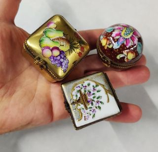 Scatoline vintage in Limoges firmate da artista