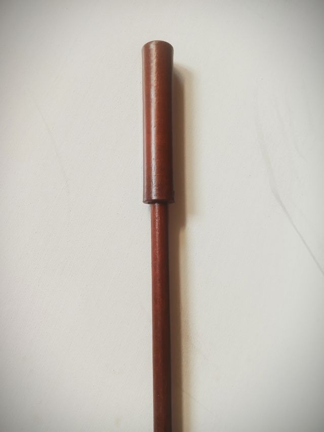 Tirador universal para cortina