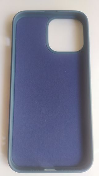 Funda iPhone 13 y 12pro max nueva.