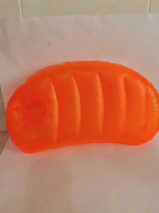 Almohada colchoneta con radio FM nueva .