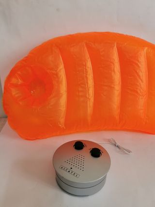 Almohada colchoneta con radio FM nueva .