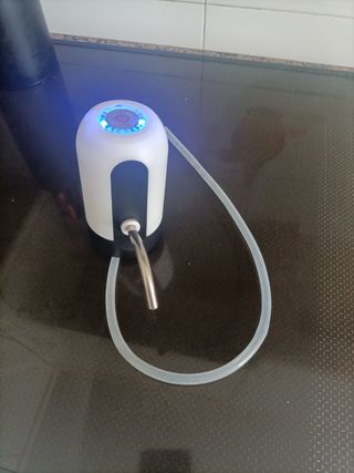 DISPENSADOR BOMBA DE AGUA