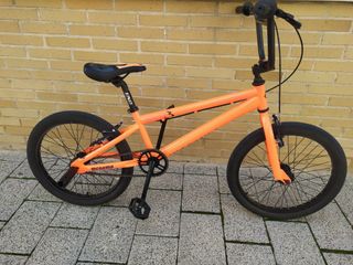 Bicicleta BMX MEGAMO