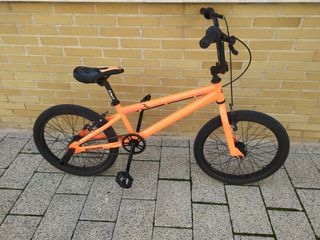 Bicicleta BMX MEGAMO
