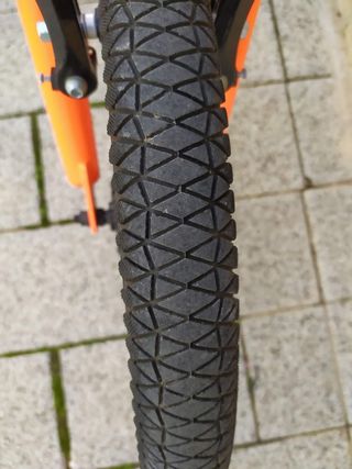 Bicicleta BMX MEGAMO