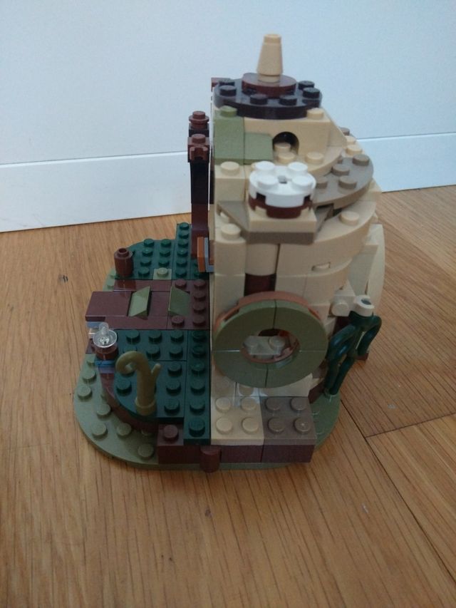 Lego Star Wars casa de Yoda