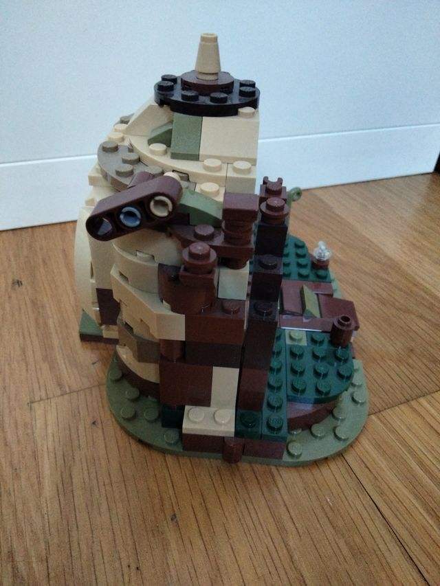 Lego Star Wars casa de Yoda