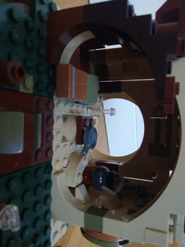 Lego Star Wars casa de Yoda