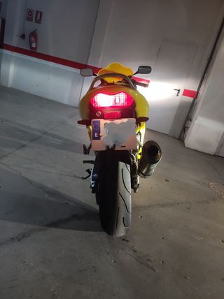 Honda CBR 600f año 2001