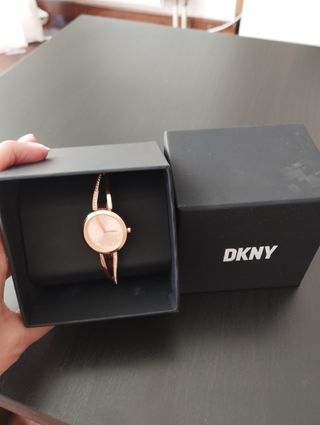 reloj DKNY