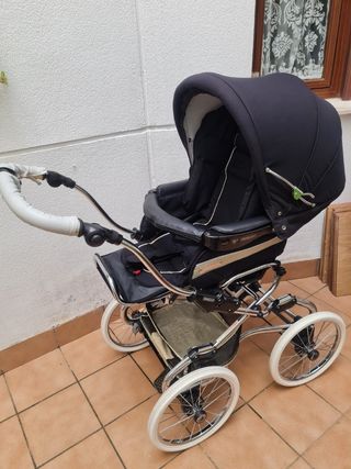 Cochecito bebe marca Bebecar clásico .
