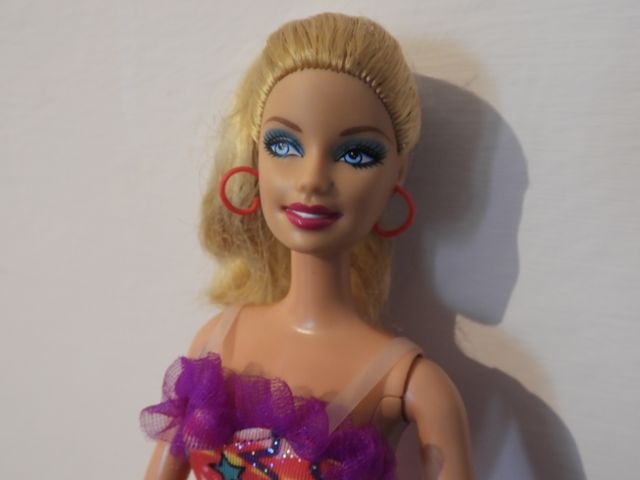 Barbie Fashionistas Swappin' Styles 2011