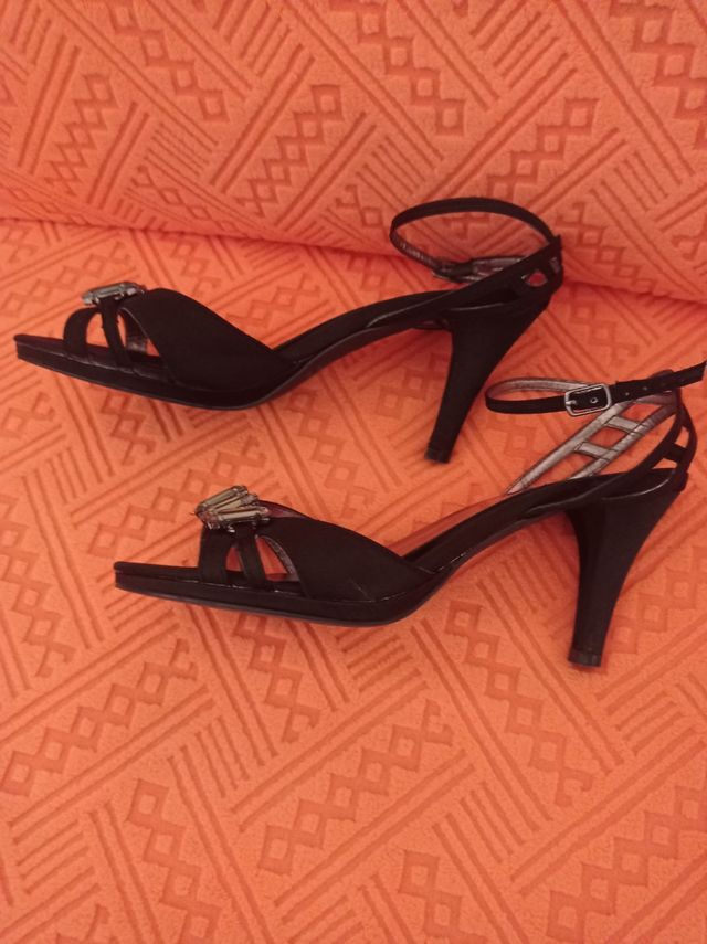 sandali neri